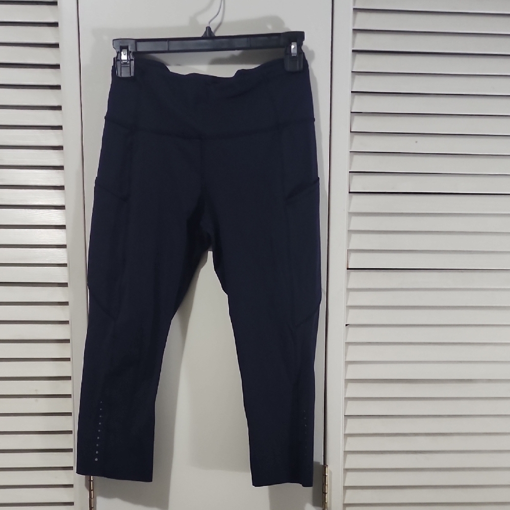 Lululemon Navy Fast & Free Crop - Size 8
